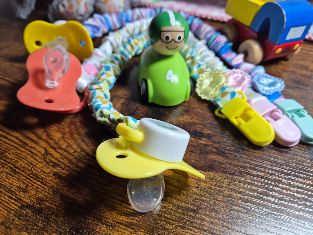 Paci Pals